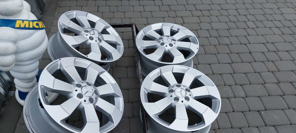 Диски Mercedes R18 5x112 8J ET56,5 GL class X166 GLS M class W166