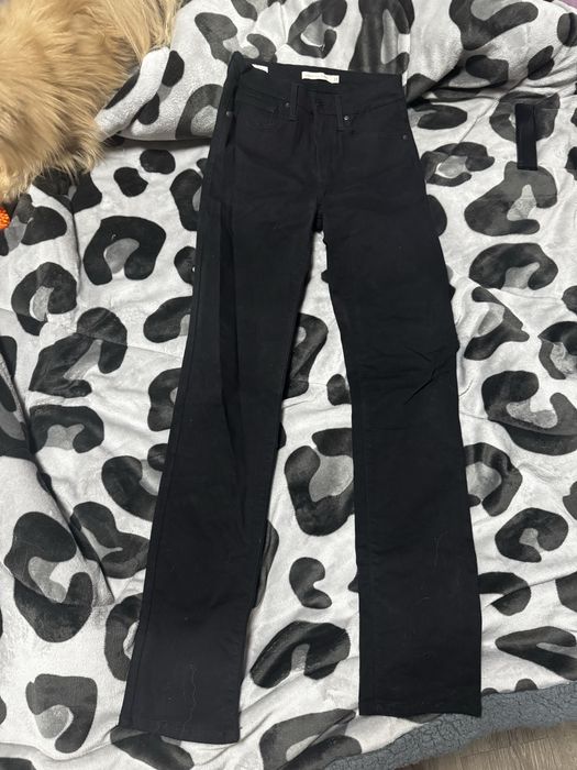 Жіночі джинси Levis