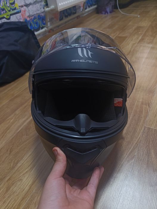 Продам шлем MT HELMETS genesis modular sport.