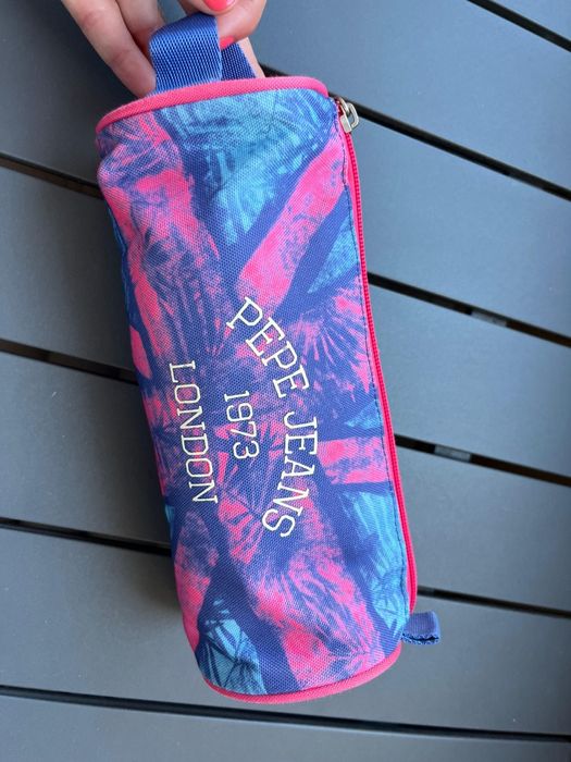 Estojo escolar cilíndrico Pepe Jeans