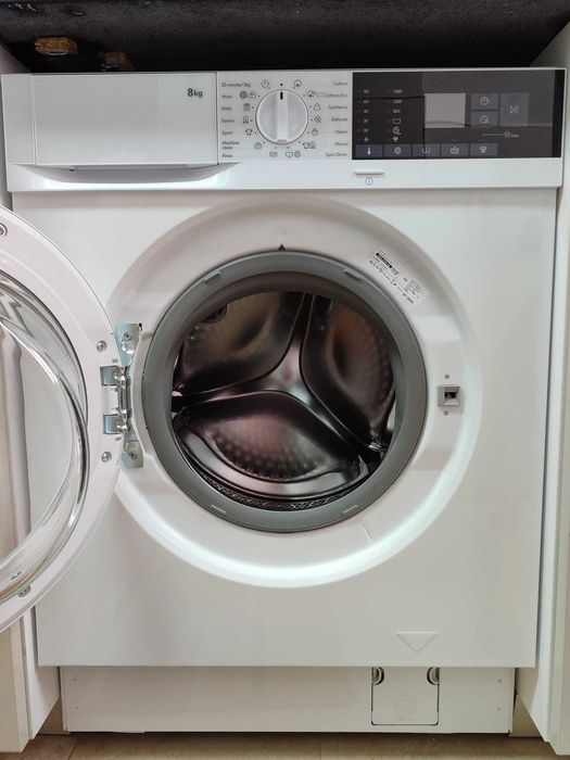 Máquina lava roupa integrada TVATTAD 8kg