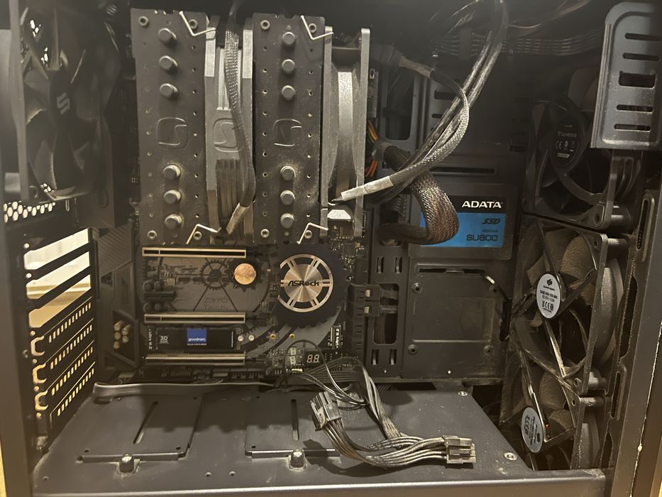Komputer PC i7 8700k, 16GB RAM DDR4, AsRock z370 Taichi