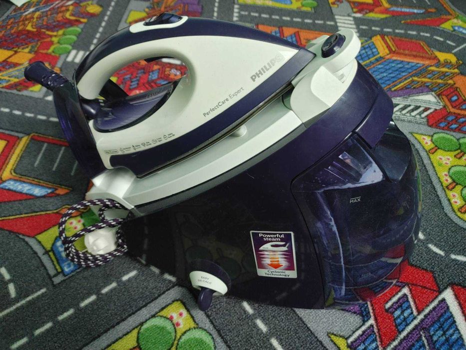 Парогенератор Philips GC9247 (PerfectCare Expert)