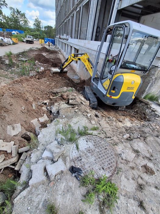 Usługi minikoparką / wywrotka 3.5T