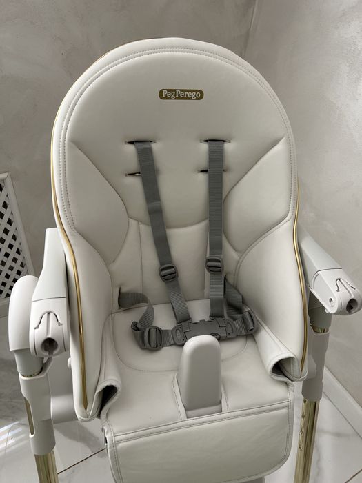 Стілець для годування Peg Perego Prima Pappa Follow Me Gold