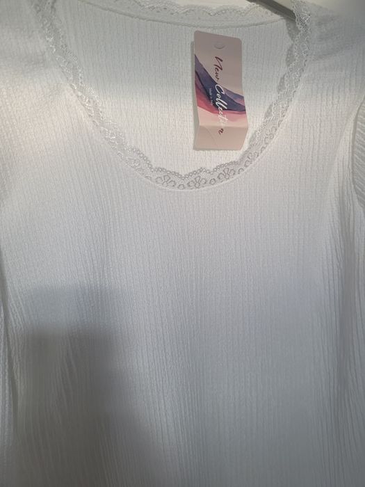 Bluzeczka z dodatkiem koronki M