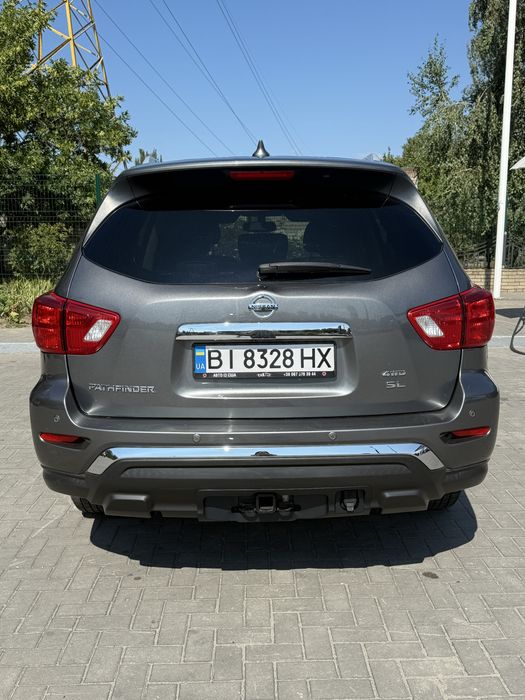 Nissan Pathfinder 2019