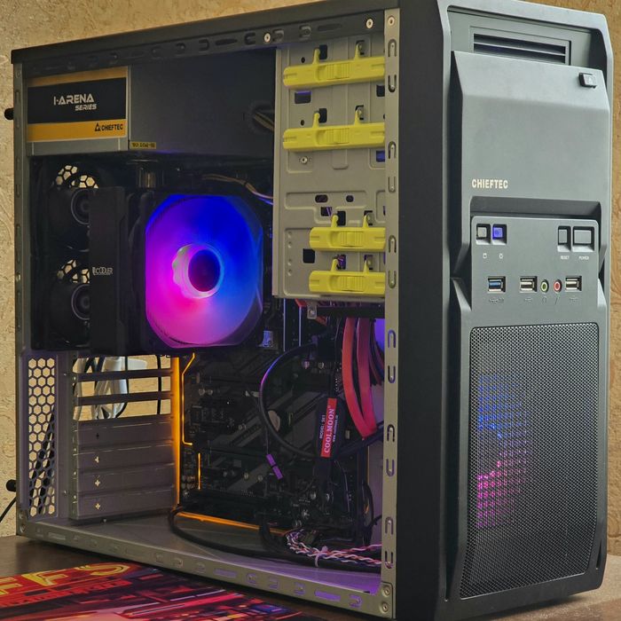 Компьютер на  i7-8700, 2х16 RAM без дисків.