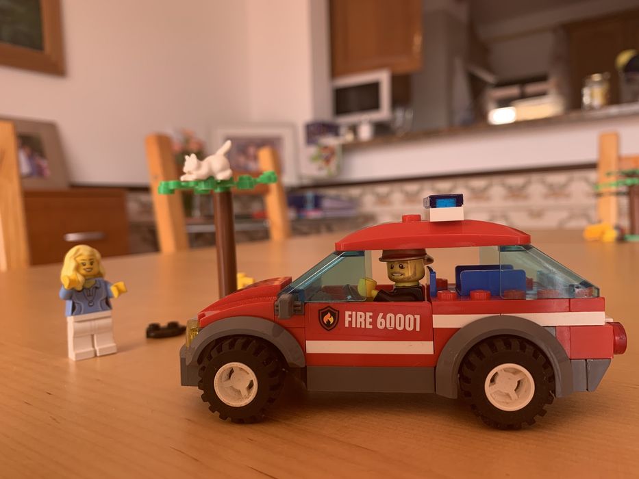 Lego City bombeiros 60001