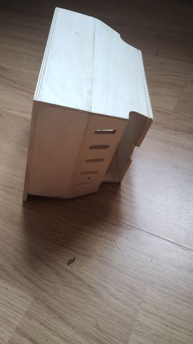 telewizor ze szkłem powiększającym