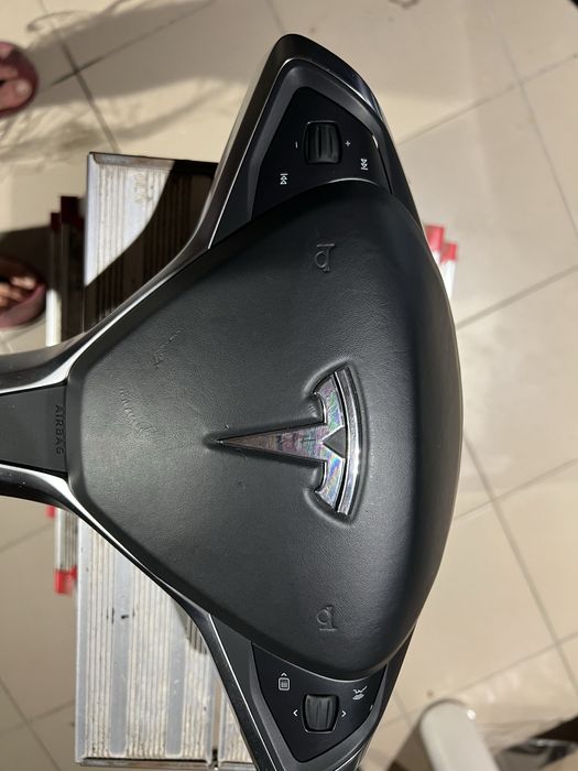 Подушка безпеки кожа Tesla S оригінал