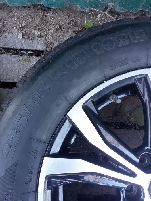 Продам диски 17 з шинамі 225/65