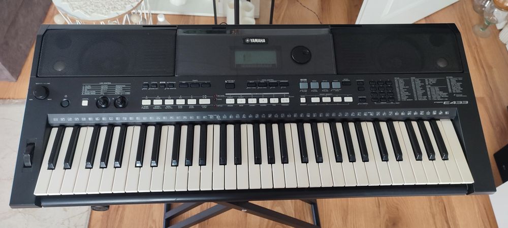 Keyboard Yamaha PSR -E 433
