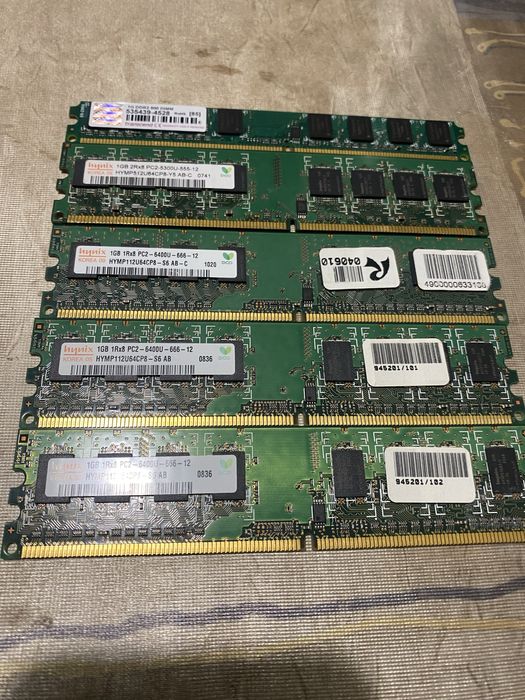 Оперативная память ddr2 1gb. 5 шт