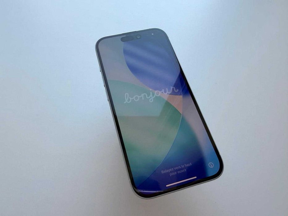 iPhone 15 128GB – 100% baterii, jak nowy + GRATIS + GWARANCJA