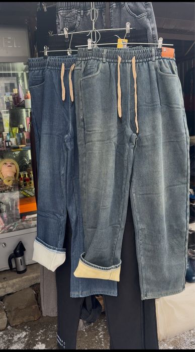 Джегінси стрейчеві на щільному флісі