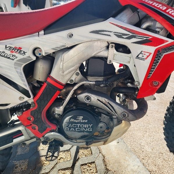 Honda CRF 450 R 2015 matriculada