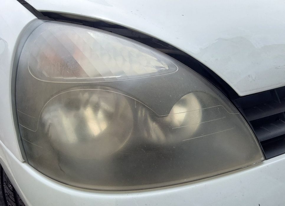 Tratamento de Ópticas Automóveis e Motos