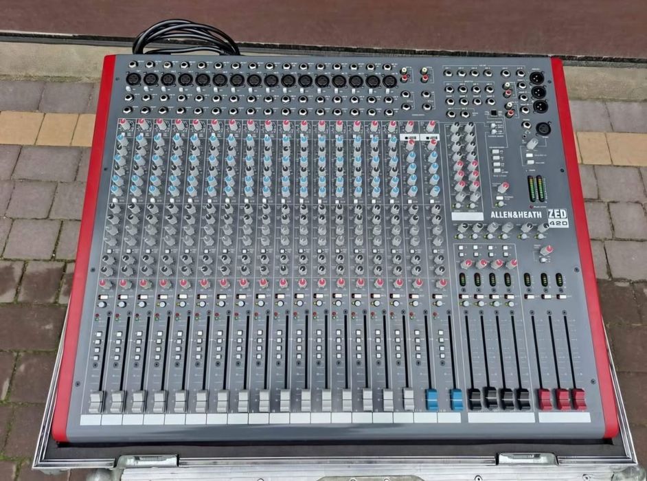 Mikser Allen&Heath Zed420