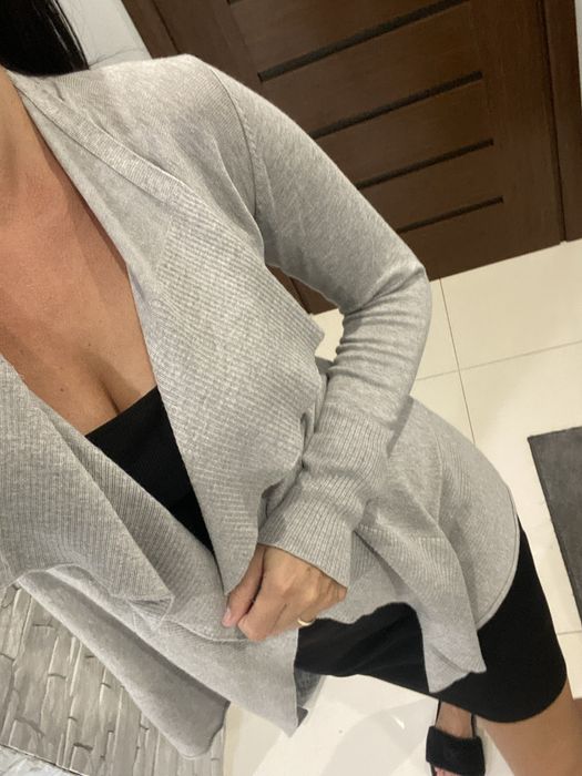 Sweterek narzutka reserved rozm m