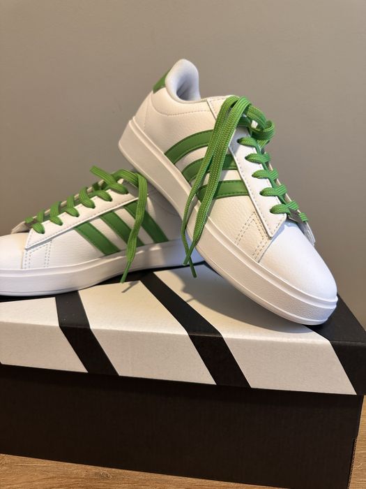 Adidasy Adidas Grand Court limitowana edycja