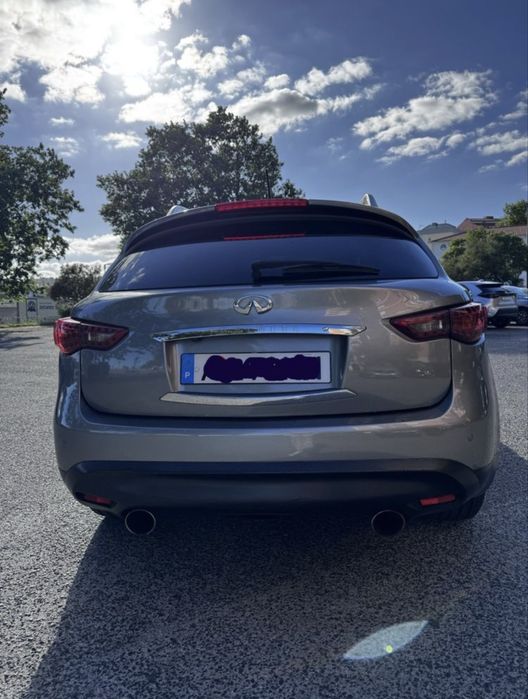 INFINITI FX 3.0D  240cv  4WD