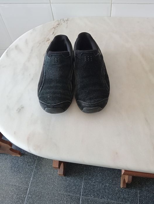 Botas em pele e sapatos em camurça nº 41