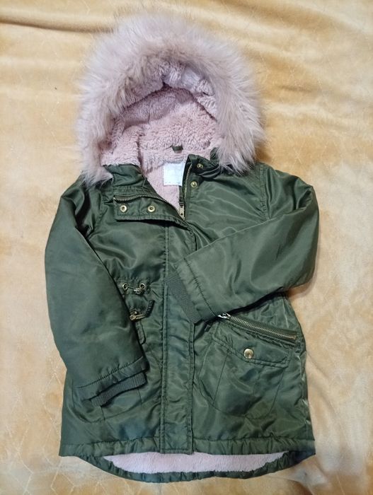 Тепла парка для дівчинки