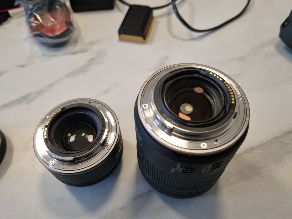 Aparat Canon EOS R + RF 24-105 IS STM + RF 50mm 1.8 + akcesoria | Bardzo niski przebieg