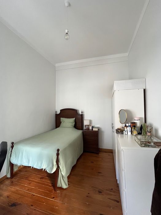 Quarto para arrendar no centro de Lisboa