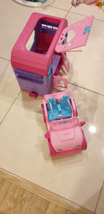 Samochód przyczepa kempingowa barbie karoca