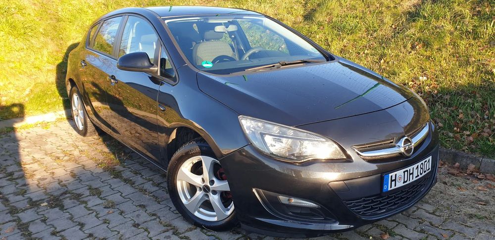 Opel Astra Led Nowe sprzęgło Tempomat Bluetooth