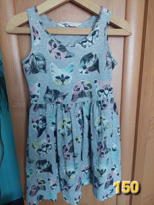 Сукні на дівчинку