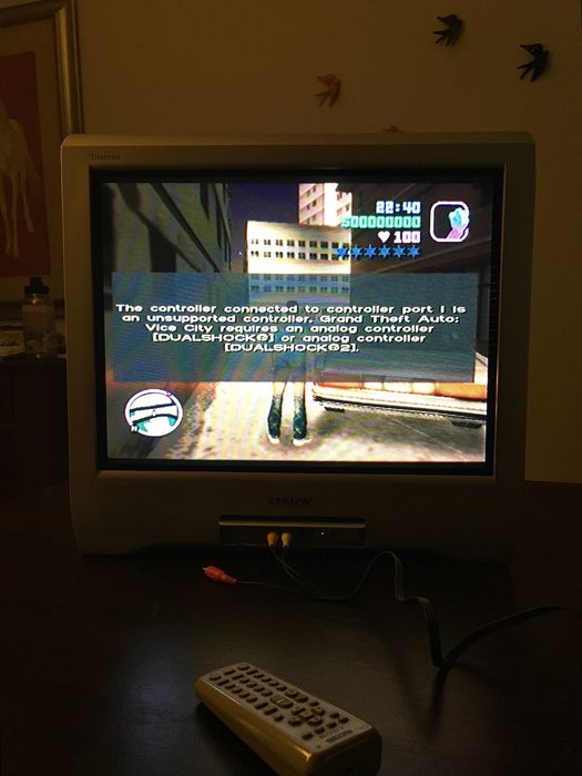 TV Sony Trinitron 21” // KV-21CT1E