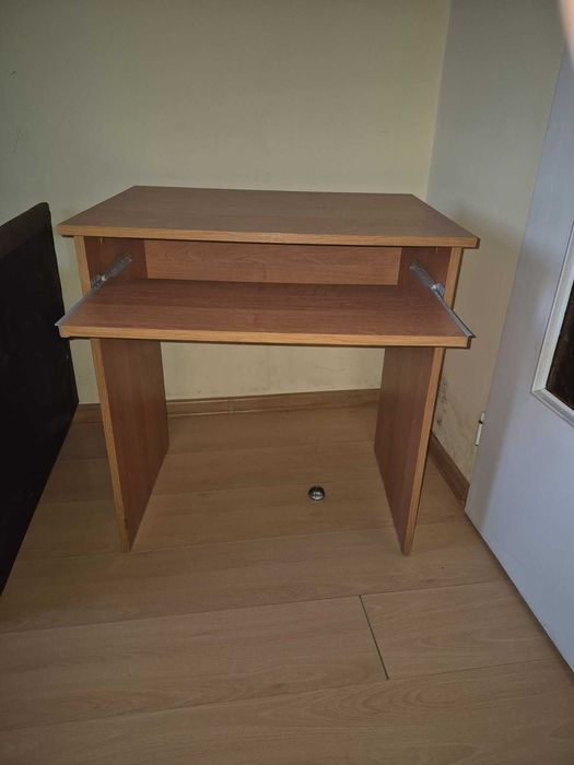 Małe Biurko Komputerowe