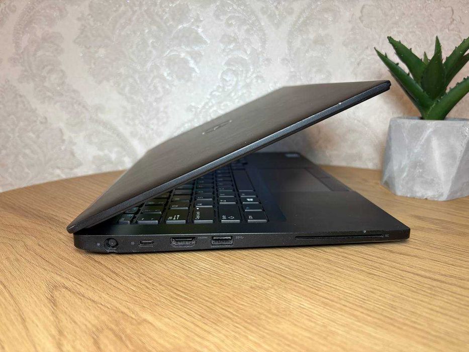 Ноутбук Dell Latitude 7390 13.3"FullHD IPS/i5-8350 8поток/8GB/SSD256GB
