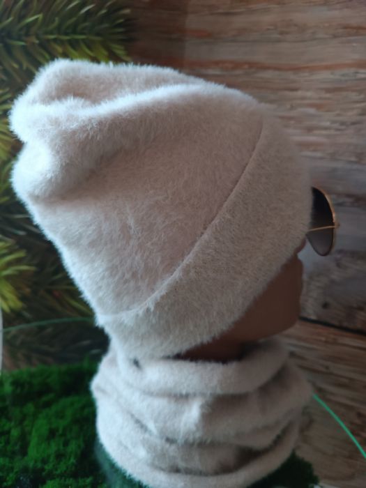 Теплая шапочка. Мягкая ангора.