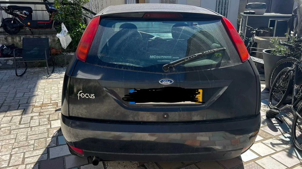 Ford Focus 1.4 16v — photo 3