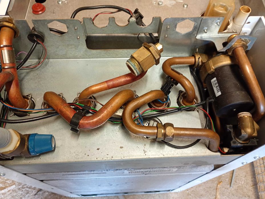 Vaillant kocioł gazowy VCW 296/3-5 sprawny idealny na części
