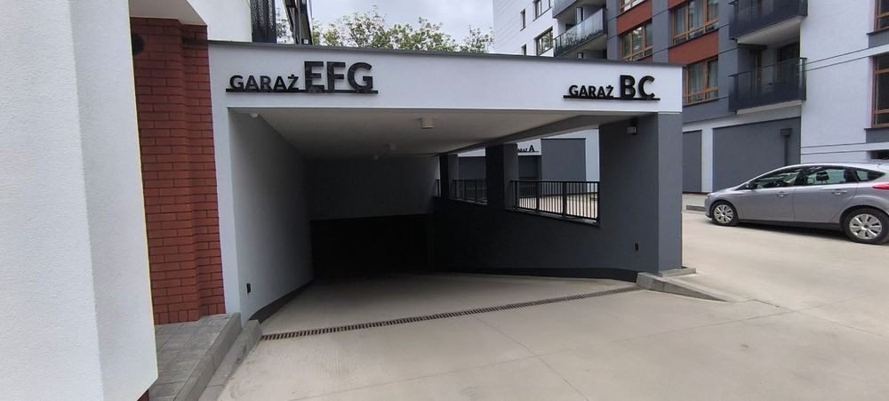 Miejsce postojowe w garażu podziemnym
