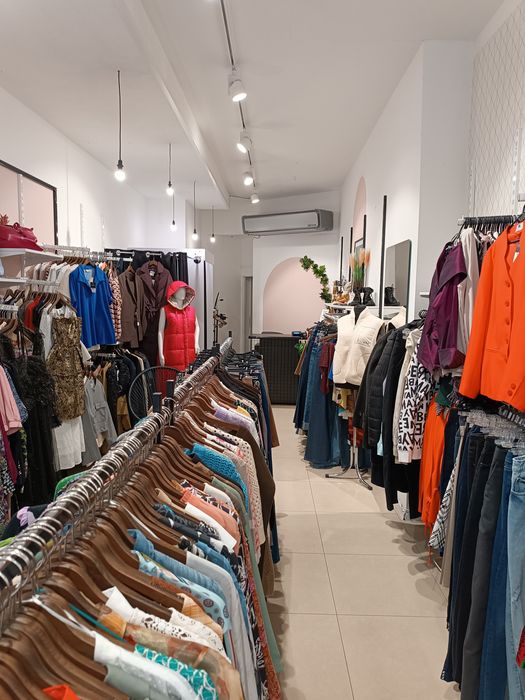 Lokal handlowy z wyposażeniem Gdynia ul. Starowiejska 28A