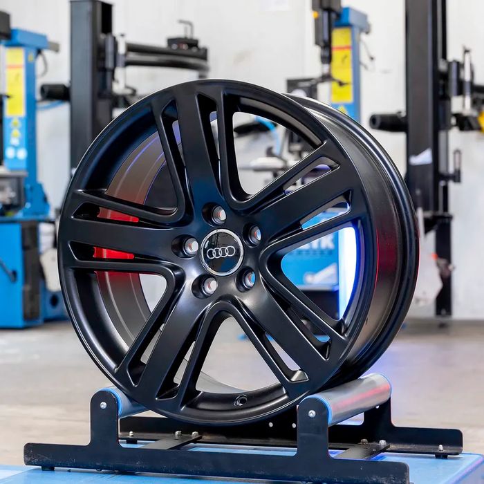 NOWE ORYGINALNE Felgi Audi 18" A3 A4 A6 A8 Q3 TT