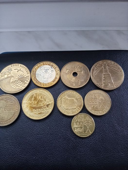 Zestaw monet lokalnych
