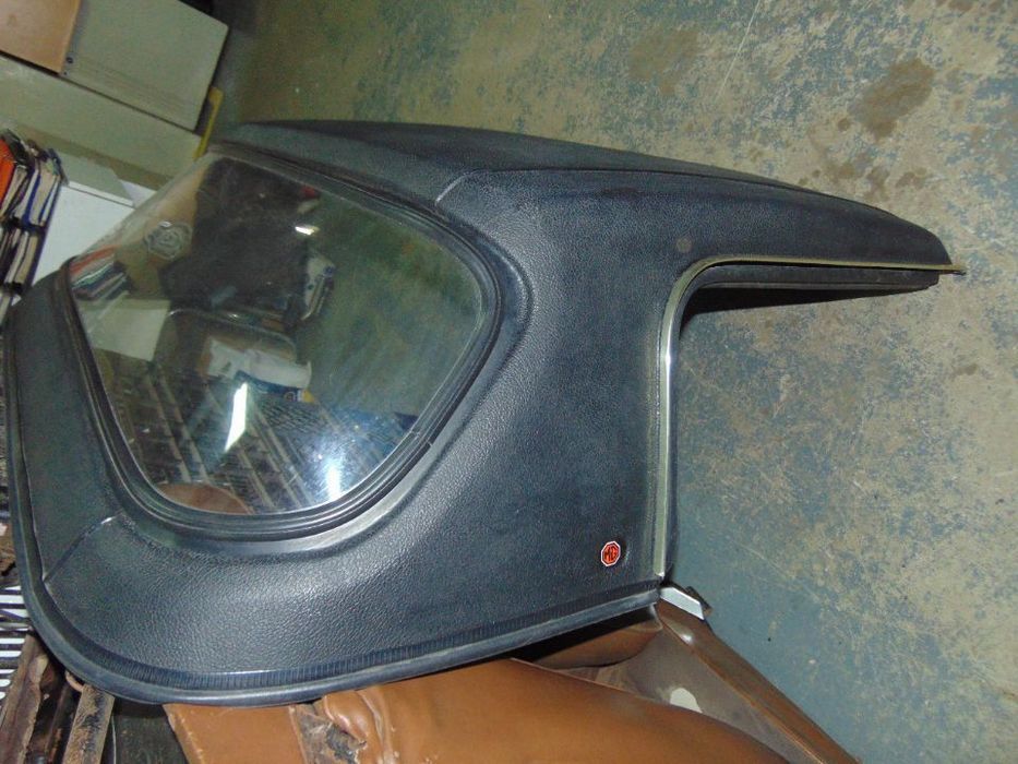 MG  hardtop " nova de stock antigo