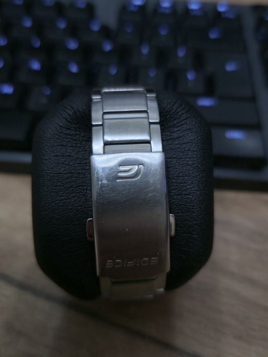 Casio Edifice EFB-730