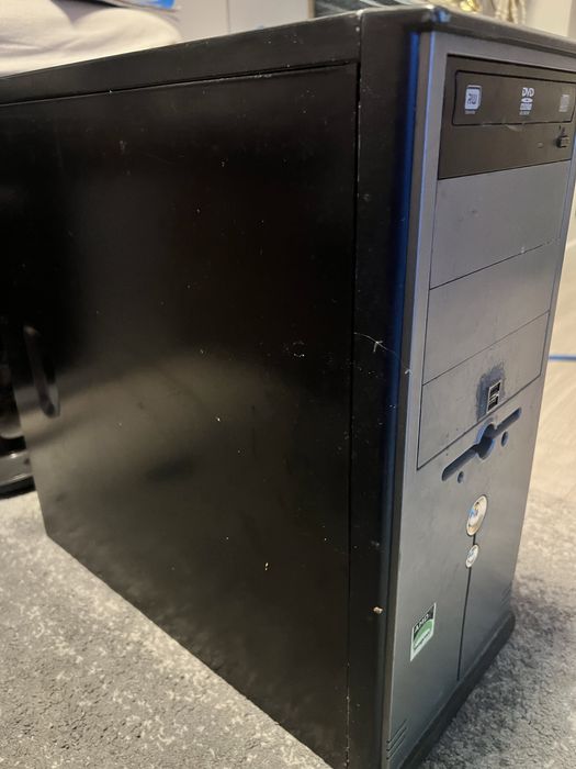 Komputer stacjonarny