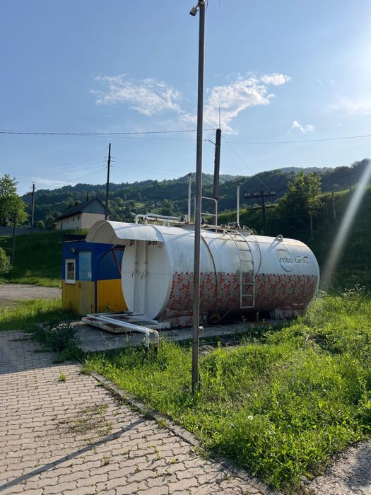 Продам АЗС в м. Рахiв, бiля дороги