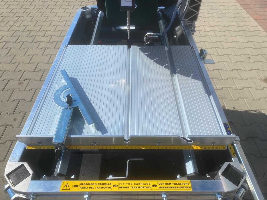 Piła Przecinarka budowlana 230/400V BATTIPAV EXPERT 600 cegieł pustaka