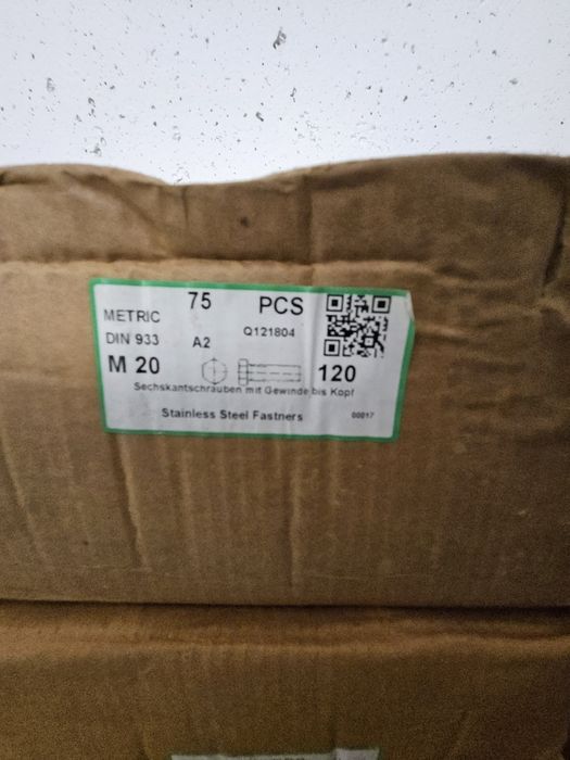 Śruby m20x120 75szt z podkladka