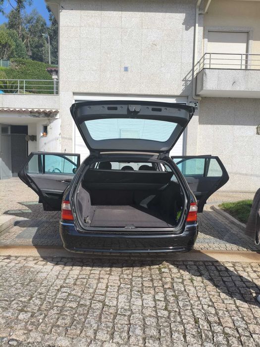 Mercedes-Benz 211K E 270 CDI